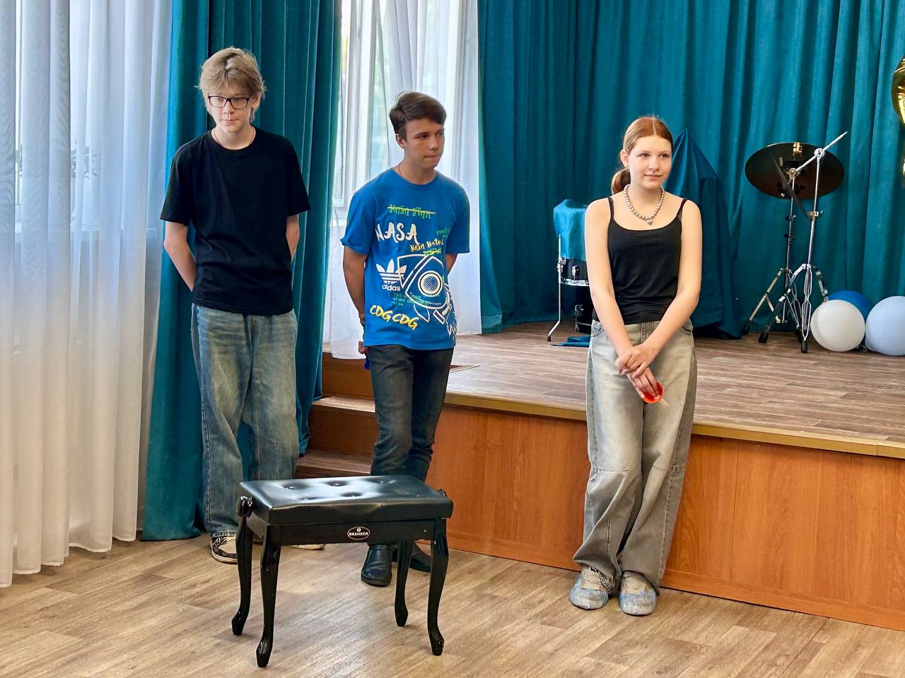 УГАДАЙ МЕЛОДИЮ …
