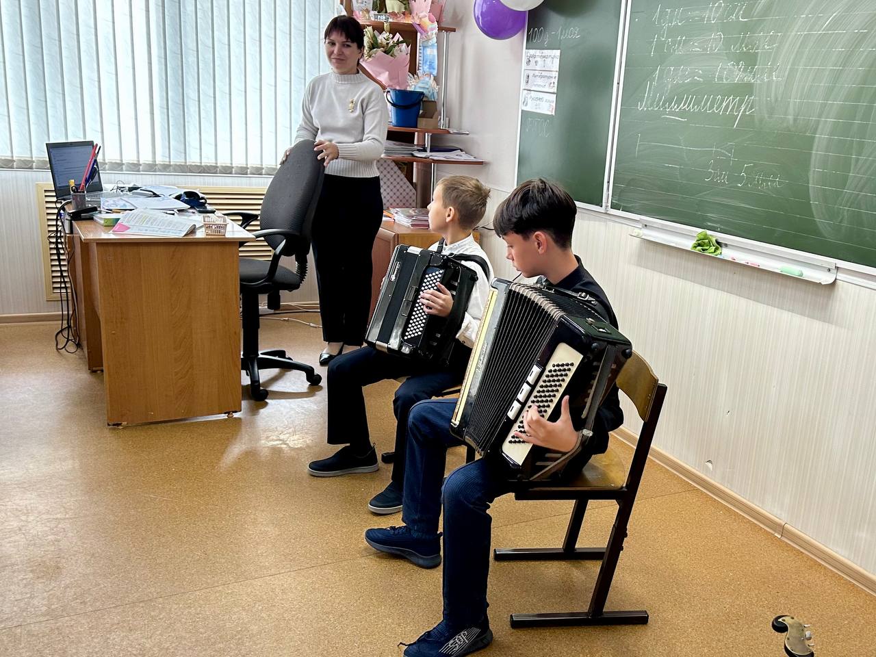 МУЗЫКАЛЬНАЯ МИНУТКА 