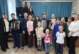 МУЗЫКАЛЬНАЯ ГОСТИНАЯ