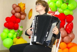 Осень в звуках: как прошел концерт-лекция в Лицее 57.